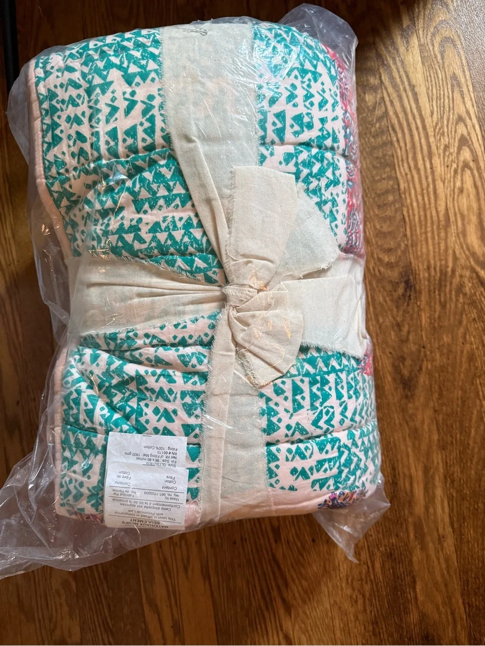 Urban Outfitters Sella Patchwork Quilt Pink, Coral & Teal Queen/Full Boho NWt